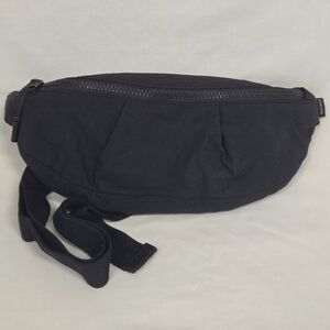 Athleta Black Waist Bag Fanny Pack